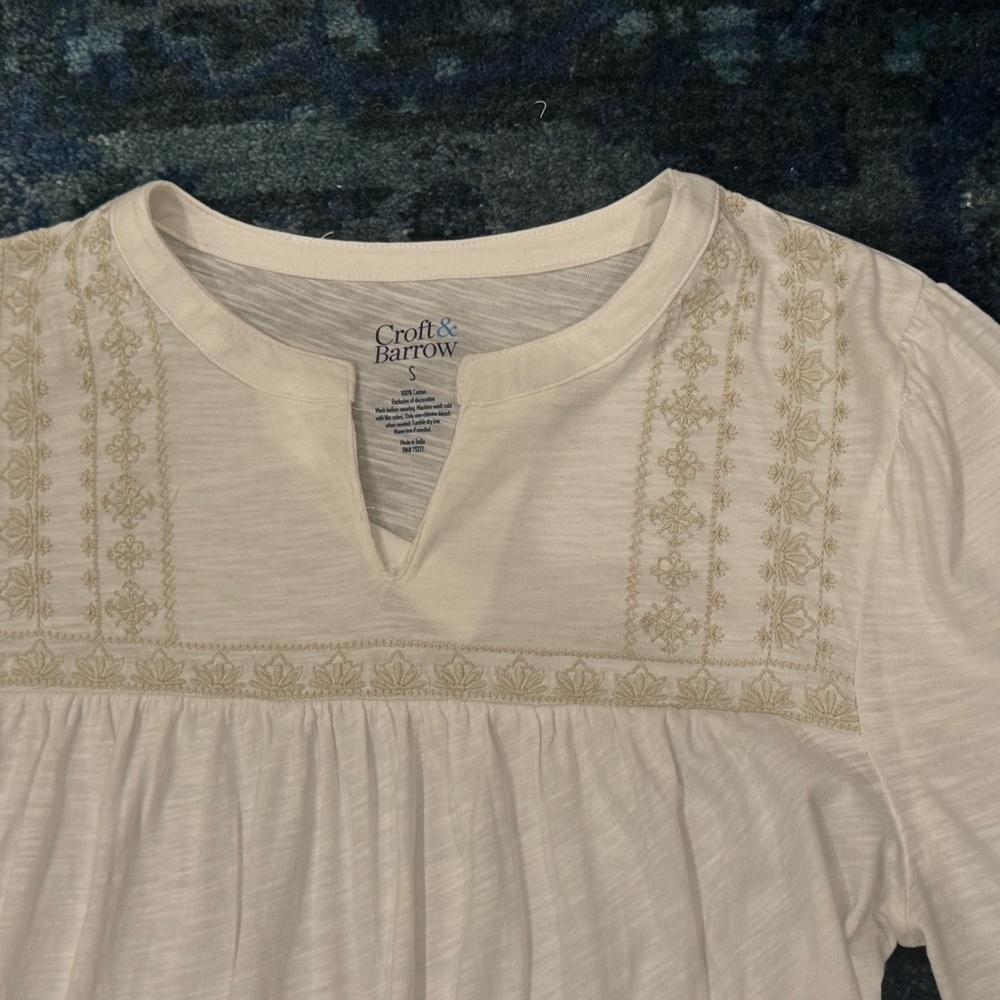 Croft & Barrow Cream Blouse - Picture 3 of 10